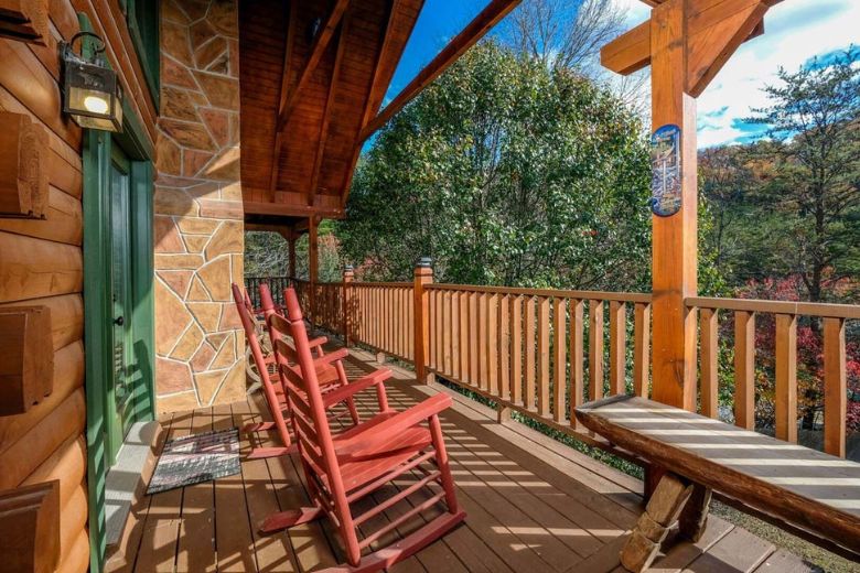 Top 4 Cabins in Pigeon Forge with Porches Made for Rocking Chairs